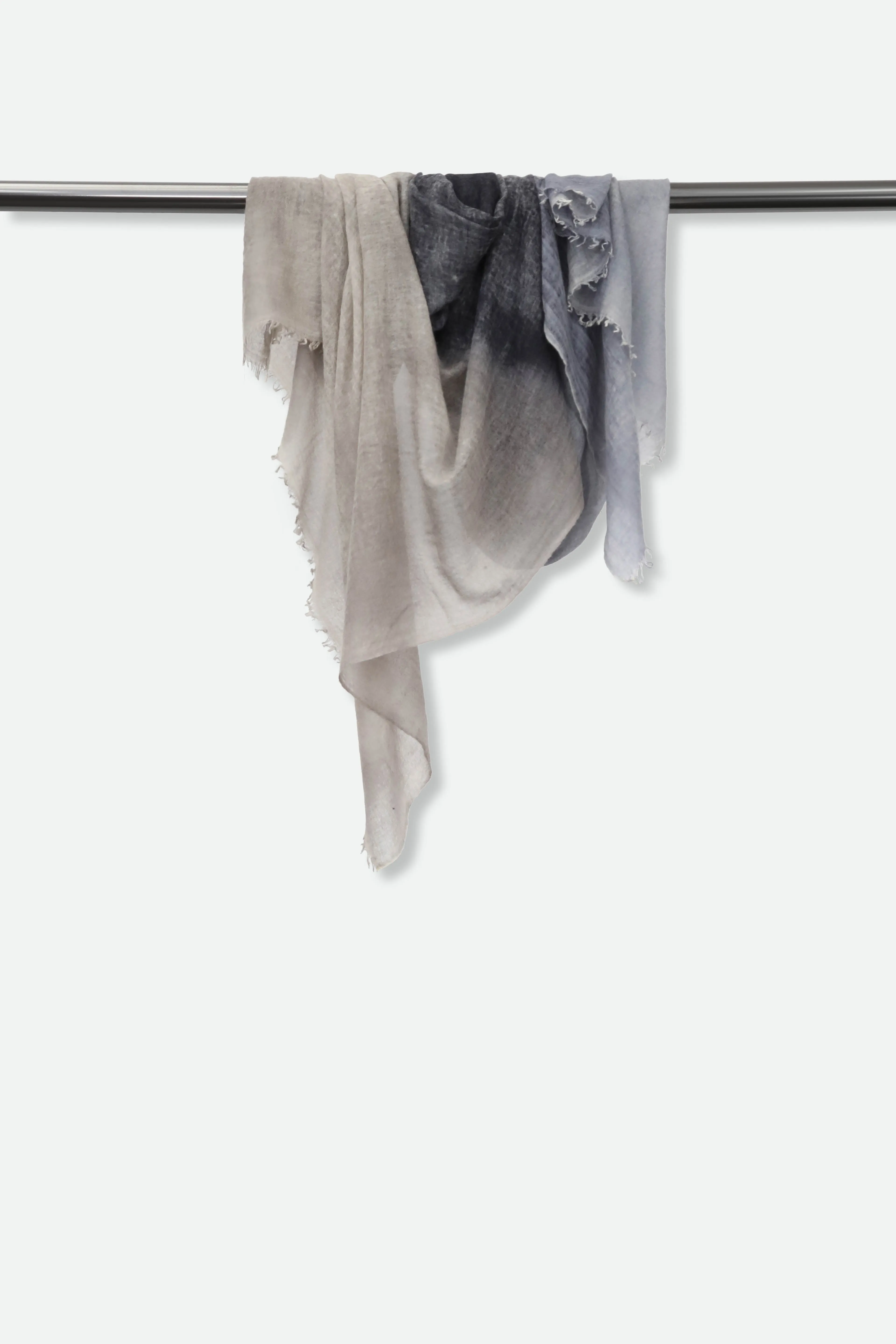 MIDGREY SCARF IN HAND DYED CASHMERE