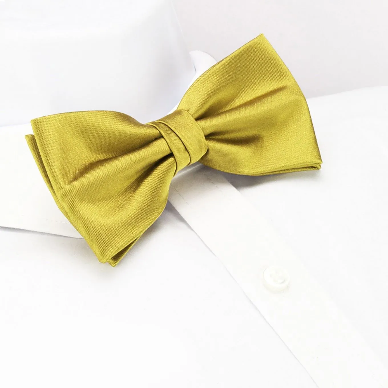 Pre-Tied Plain Gold Silk Bow Tie