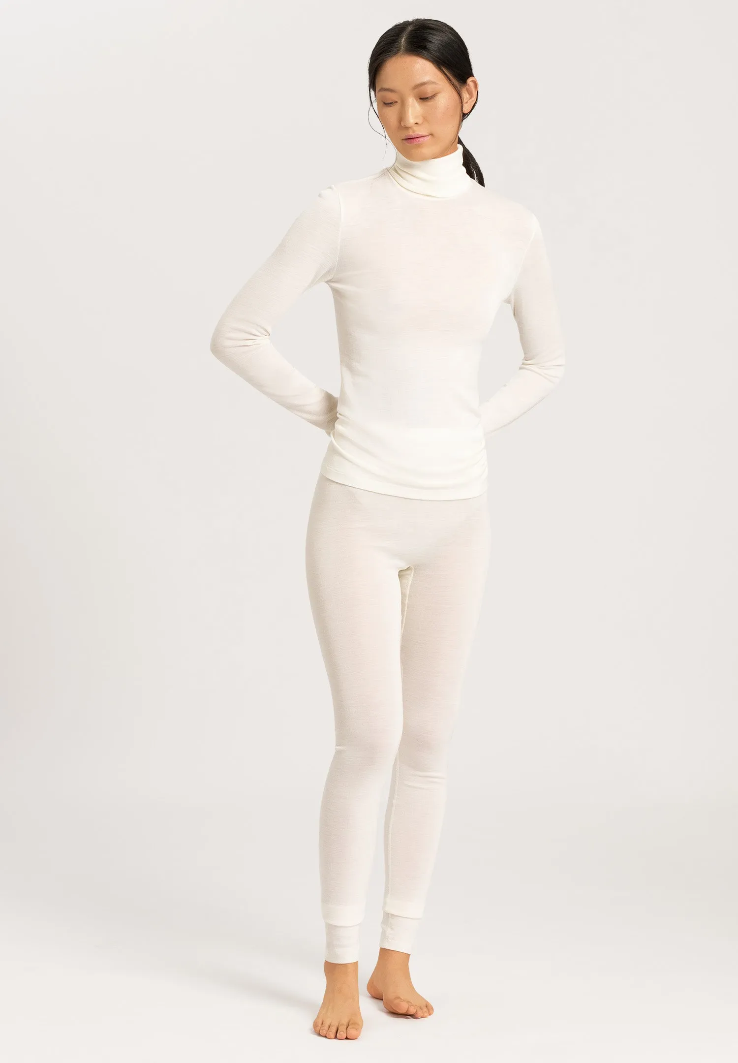 Woolen Silk W Wool and Silk Roll Collar Turtleneck | Cygne 71423-795